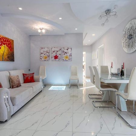 Apartment in Saranda Bagian luar foto
