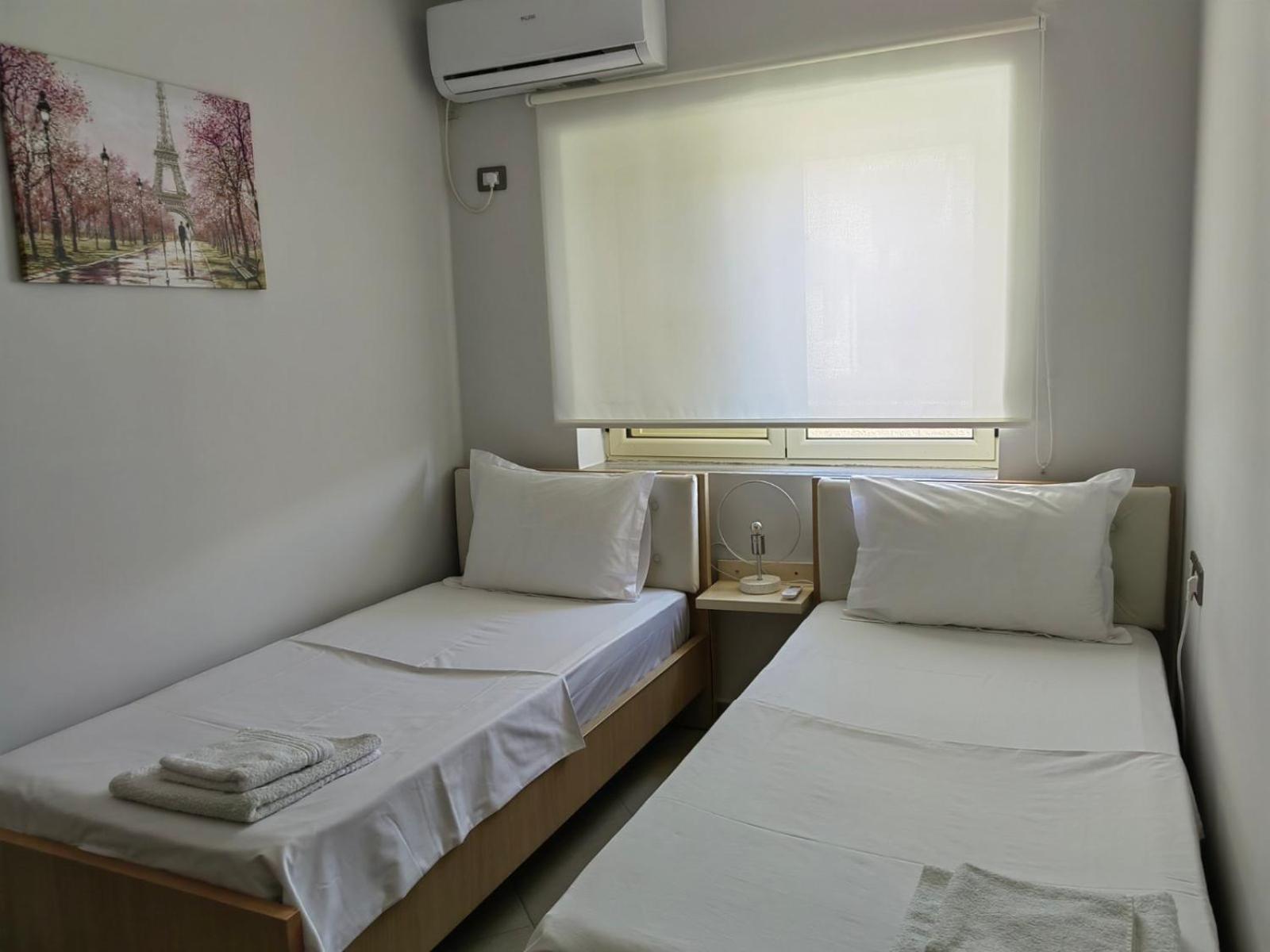 Apartment in Saranda Bagian luar foto