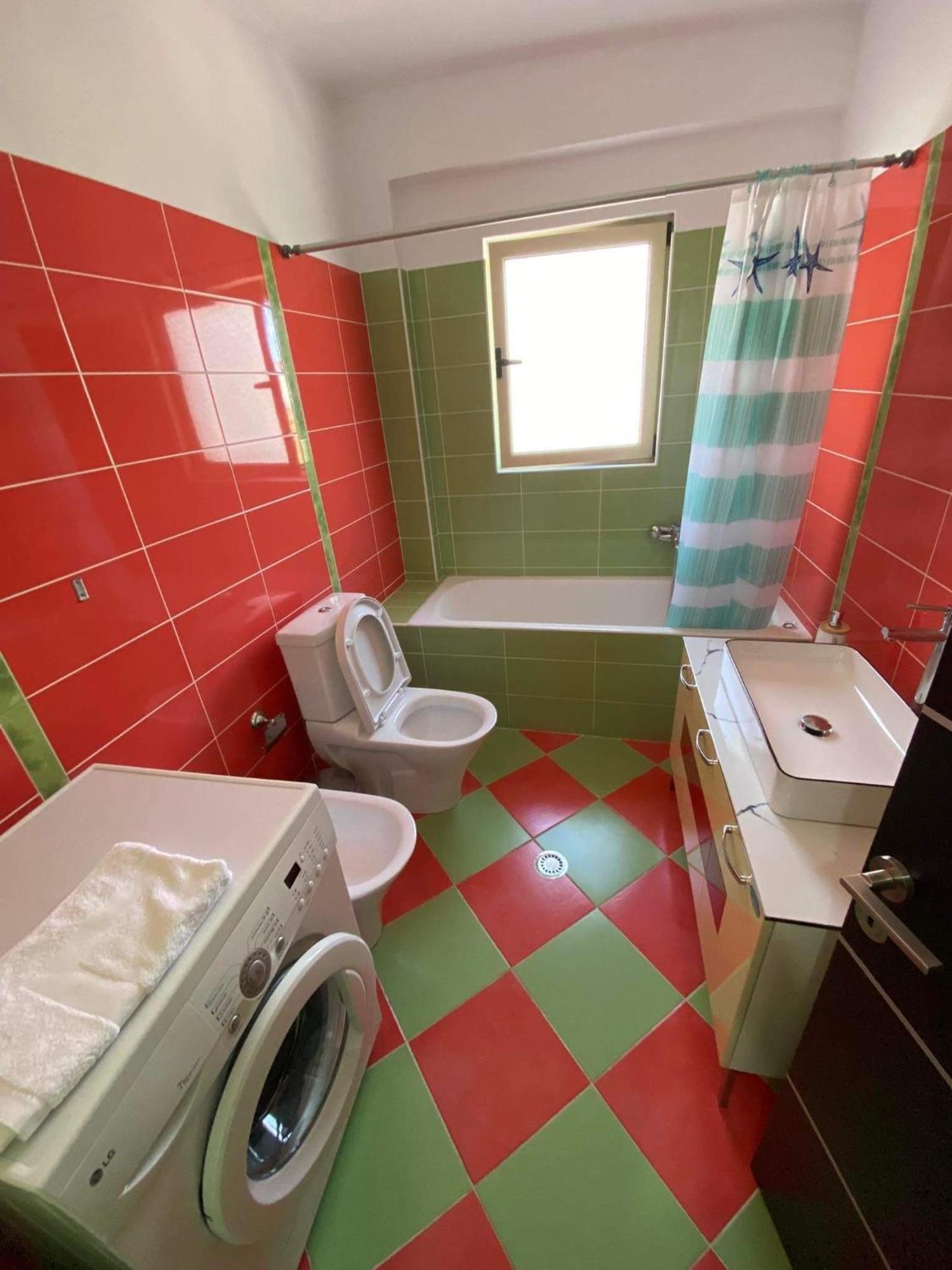 Apartment in Saranda Bagian luar foto